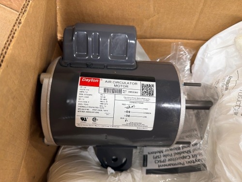 Dayton Air Circulator Motor (Appears unused)