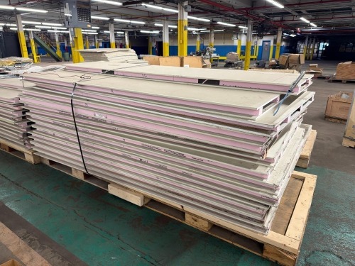Pallet of modular composite building panels