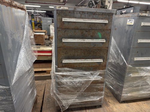 STANLEY 5-drawer storage cabinet (contents included)