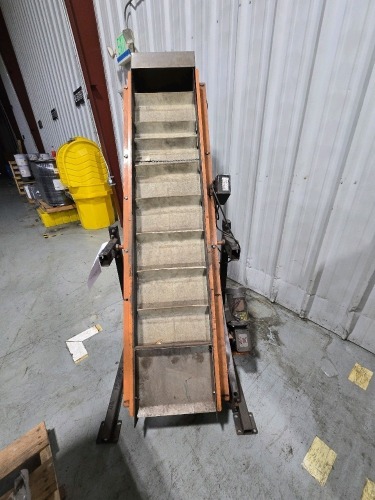 EMI #RMSC-18-7-80 Elevating Conveyor