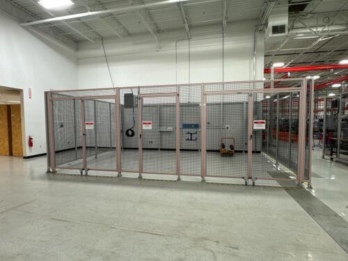 Safety Cage T Stucture Aluminum W/ PVC Lined Fencing 25&rsquo; x 16&rsquo; x 9&rsquo;