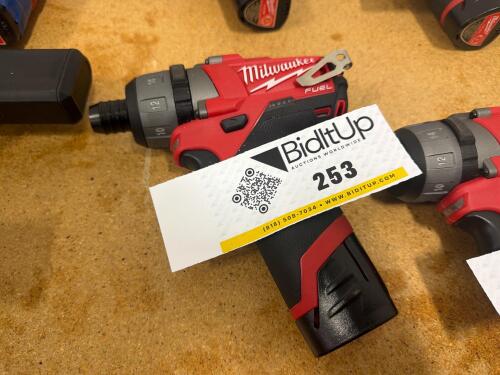 Milwaukee 2- Speed Driver Cat No. 2402-20