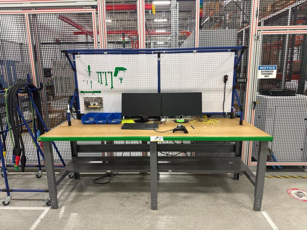Work station table