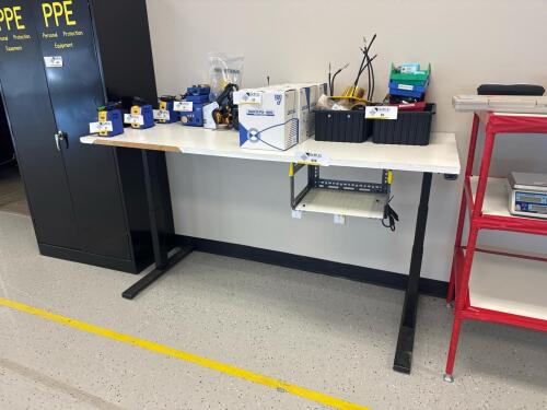 Work station