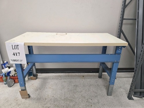 60"x28"x38" Table