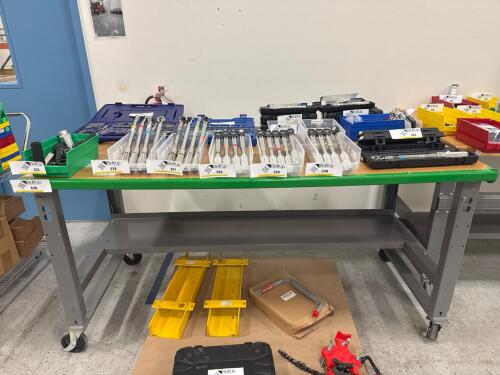 Work station table