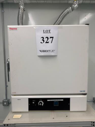 Thermo Scientific Lab Oven Model 6887, 6 cu.ft, 325&deg;C Max, 240V, Stainless Interior, S/N 609462-1