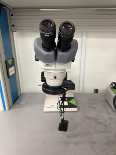 Nikon SMZ645 Binocular Stereo Zoom Microscope, 8x-50x, C-W10xA/22 Eyepieces, Boom Stand, LED Light
