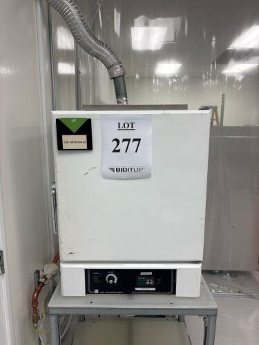 Lab-Line 3497M3 Ultra-Clean 100 Laboratory Drying Oven, 2.8 cu ft, 250&deg;C Max Temp
