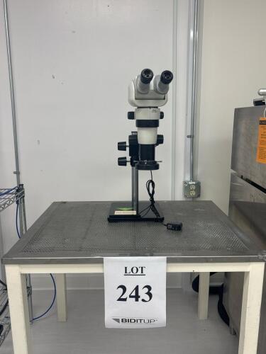 Nikon SMZ1000 Stereo Zoom Microscope w/ WF 10X/22 Eyepieces, Boom Stand