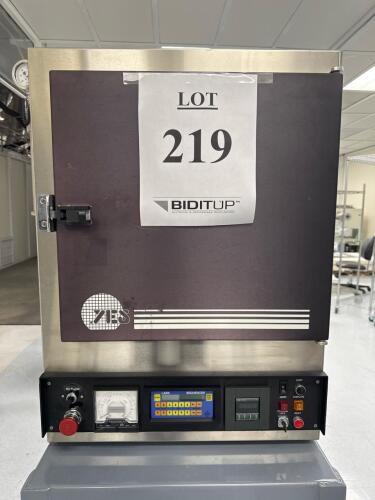 Yield Engineering Systems YES-15 Vapor Prime Oven, 16"x16"x16" Chamber, 160&deg;C Max Temp