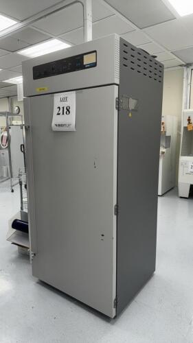 SHEL LAB SMO28-2 Forced Air Laboratory Oven, 27.6 Cu.Ft., 230V, Digital Controls