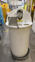 Chem-Tainer 100 Gal Mixing Tank System with Leeson 1/3 HP Mixer & Electromagnetic Dosing Pump - 2