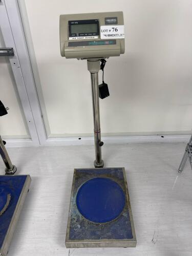 Global Industrial Electronic Platform Scale, 3301 lb Capacity, Digital Display, Stainless Steel