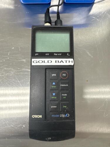 Orion 230A Benchtop pH/mV Meter, Digital LCD, w/ Electrode, S/N 014100, USA