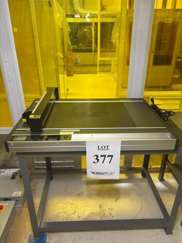 Graphtec FCX4000-50ES Flatbed Cutting Plotter with Stand, 25.98" x 19.21" Cutting Area