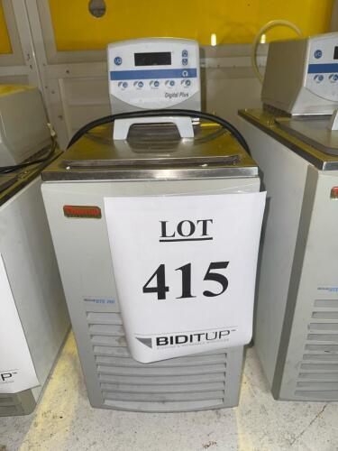 Thermo Neslab RTE 740 Laboratory Refrigerated/Heated Circulating Water Bath
