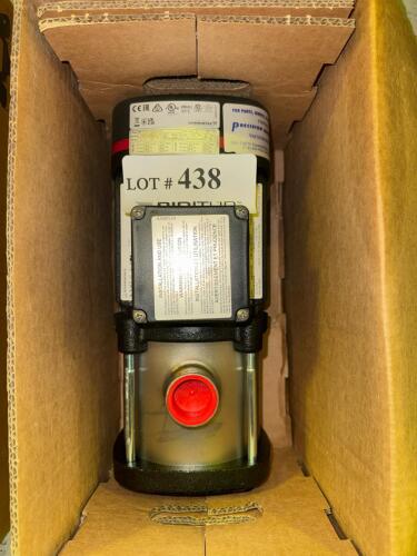 Grundfos Multistage Centrifugal Pump CM1-5 Model 96861698, 9 GPM, 0.25 HP, 232 PSI, New Boxed