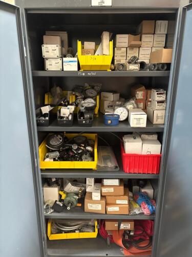 Blue-White F-45500L-12 5-55 GPM Flow Meter & Ashcroft 0-160 psi Pressure Gauges Lot