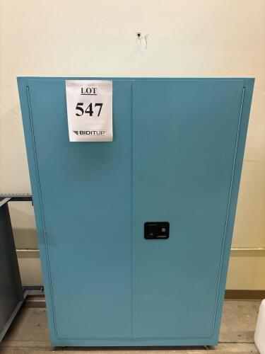 Justrite Sure-Grip&reg; EX 45-Gallon Acid/Corrosive Storage Cabinet, Self-Closing Doors