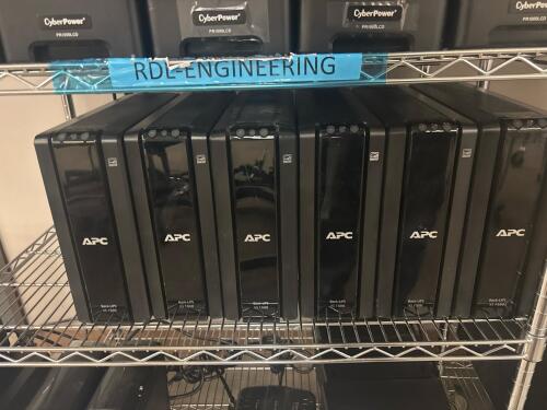APC Back-UPS XS 1500 &ndash; 1500 VA/865 W, 10 Outlets, LCD Display, USB Connectivity