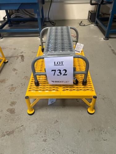 Cotterman Industrial Work Platform, Yellow Steel, 1 Step, 17" Height, 500 lb Capacity
