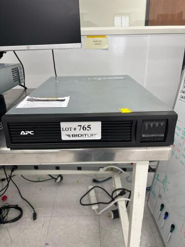 APC SMT2200R2X106 2200VA 2U Rackmount UPS with NEMA L5-20P Input and 8 Outlets