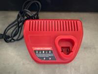 MILWAUKEE 3/8&rdquo; DIGITAL TORQUE WRENCH <br/>CAT NO: 2465-20<br/>W/ CHARGER (LOCATION: GIGAFACTORY BACK WAREHOUSE) - 2