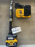 STANLEY TORQUE WRENCH <br/>RPM:230<br/>VARIANT: 1066668<br/>MODEL: B23LA15-35<br/>W/ DEWALT BATTERY AND CHARGER (LOCATION: GIGAFACTORY BACK WAREHOUSE)