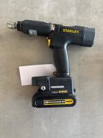 STANLEY PISTOL GRIP TOOL<br/>RPM: 602<br/>VARIANT: 1074512<br/>MODEL: B12PP-11<br/>W/ DEWALT BATTERY AND CHARGER (LOCATION: GIGAFACTORY BACK WAREHOUSE) - 3