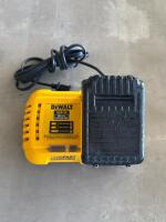 STANLEY PISTOL GRIP TOOL<br/>RPM: 602<br/>VARIANT: 1074512<br/>MODEL: B12PP-11<br/>W/ DEWALT BATTERY AND CHARGER (LOCATION: GIGAFACTORY BACK WAREHOUSE) - 7