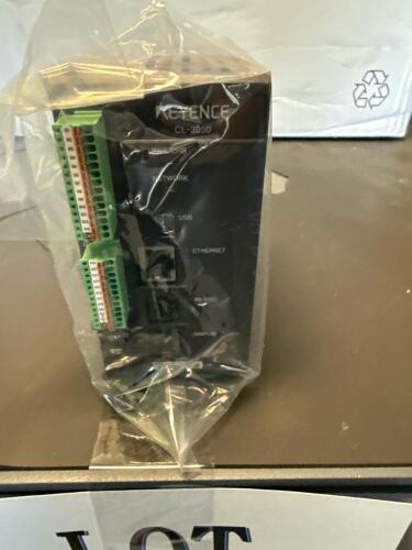 KEYENCE CONTROLLER CL-3050 (LOCATION: BACKROOM GIGAFACTORY)