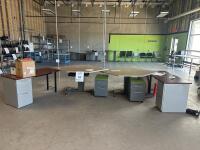 (2) ADJUSTABLE LIFT TABLES 47&rdquo;x 67&rdquo;x 39&rdquo; AND (2) OFFICE DESK (LOCATION: BACKROOM GIGAFACTORY)