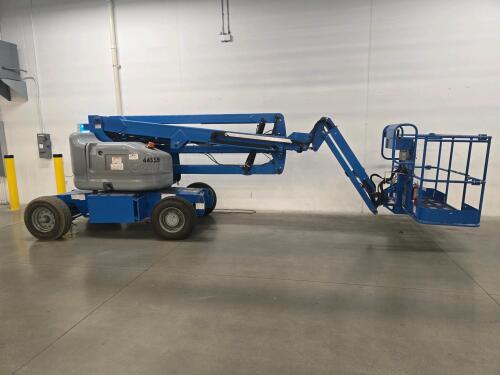 2012 Genie Z-45/25J Man Lift