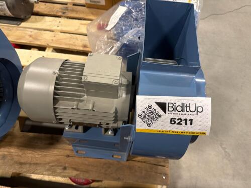 Siemens 3-Phase AC Electric Motor with blower fan