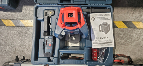 Bosch GRL 800-20HV Rotary Laser Set, w/ Bosch BT 160 Professional Tripod