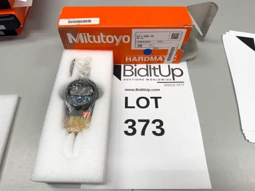 Mitutoyo Digital Durometer (New Unused) , Shore A, 1.73 x 0.71 In (811-336-10)