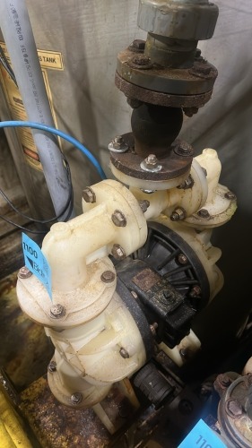 Lot (3) Sandpiper Large Double Diaphragm Pumps