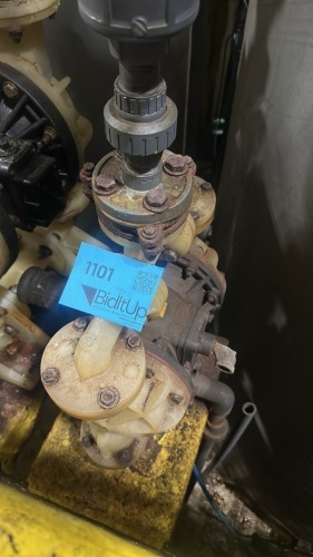 Lot (2) Sandpiper Double Diaphragm Pumps