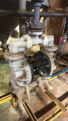 Lot (2) Sandpiper Large Double Diaphragm Pumps