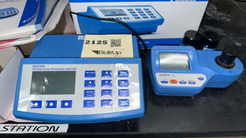 LOT (2) HANNA TESTERS, (1) HANNA HI83399 MULTIPARAMETER PHOTOMETER WITH COD, AND (1) HANNA HI96731 ZINC CAL CHECK