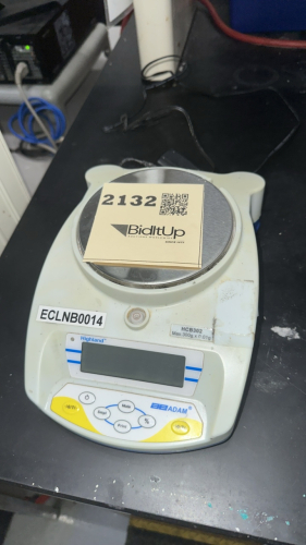 ADAM HCB302 HIGHLAND PIRTABLE PRECISION BALANCE