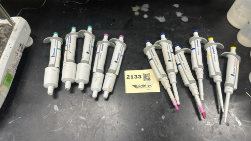 LOT (11) EPPENDORF RESEARCH PLUS PIPETTES, (3) 10ml, (2) 5mL, (4) 1000ul, (1) 100ul, and (1) 20ul
