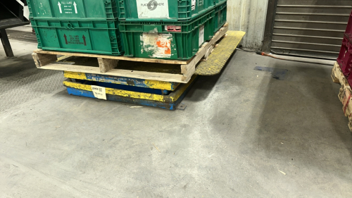 BISHAMON ELECTRIC VISION 2,500 LBS LIFT TABLE