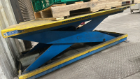BISHAMON ELECTRIC VISION 2,500 LBS LIFT TABLE - 5