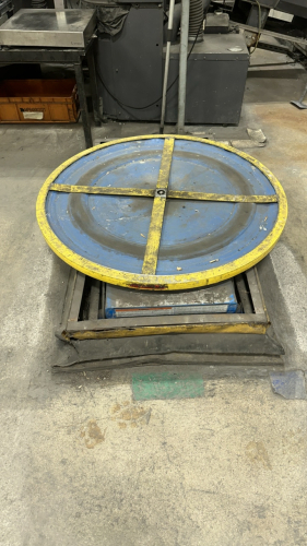 BISHAMON PNEUMATIC 4000 LBS LIFT TABLE