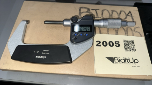 Mitutoyo Digital Micrometer, 1-2 Inch Range, 0.00005 Inch Resolution