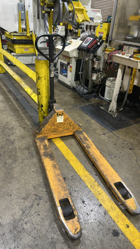 GLOBAL 5500LB PALLET JACK