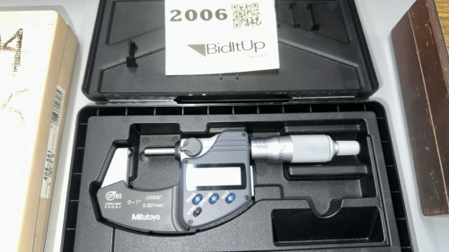 Mitutoyo Digital Micrometer, 0-1 inch Range