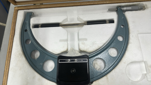 Mitutoyo Mechanical Outside Micrometer